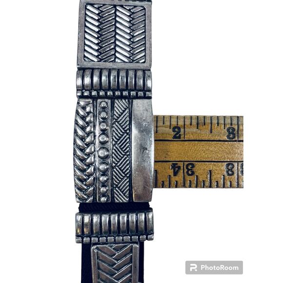 Chicos Belt Leminta Black Mixed Media Leather Stretch Silver Link Buckle 35” Med - Picture 13 of 16